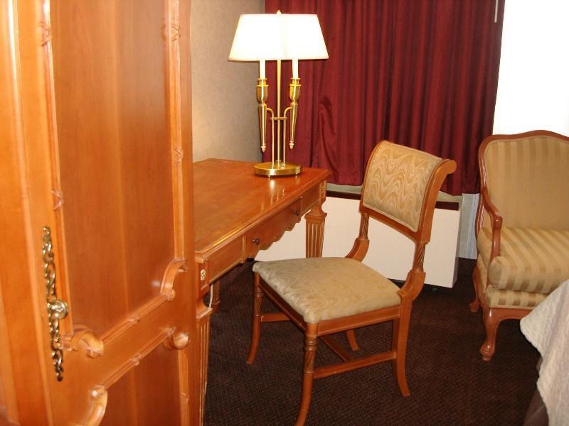 A Victory Inn & Suites - Маскігон Номер фото