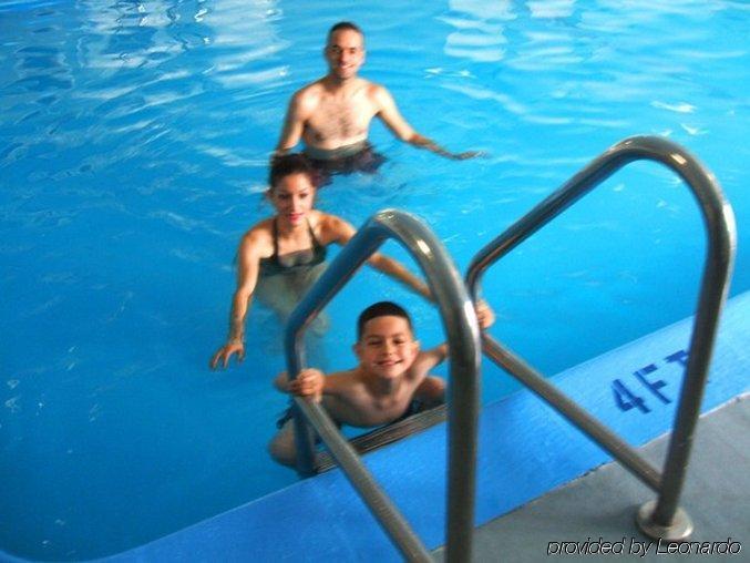 A Victory Inn & Suites - Маскігон Екстер'єр фото